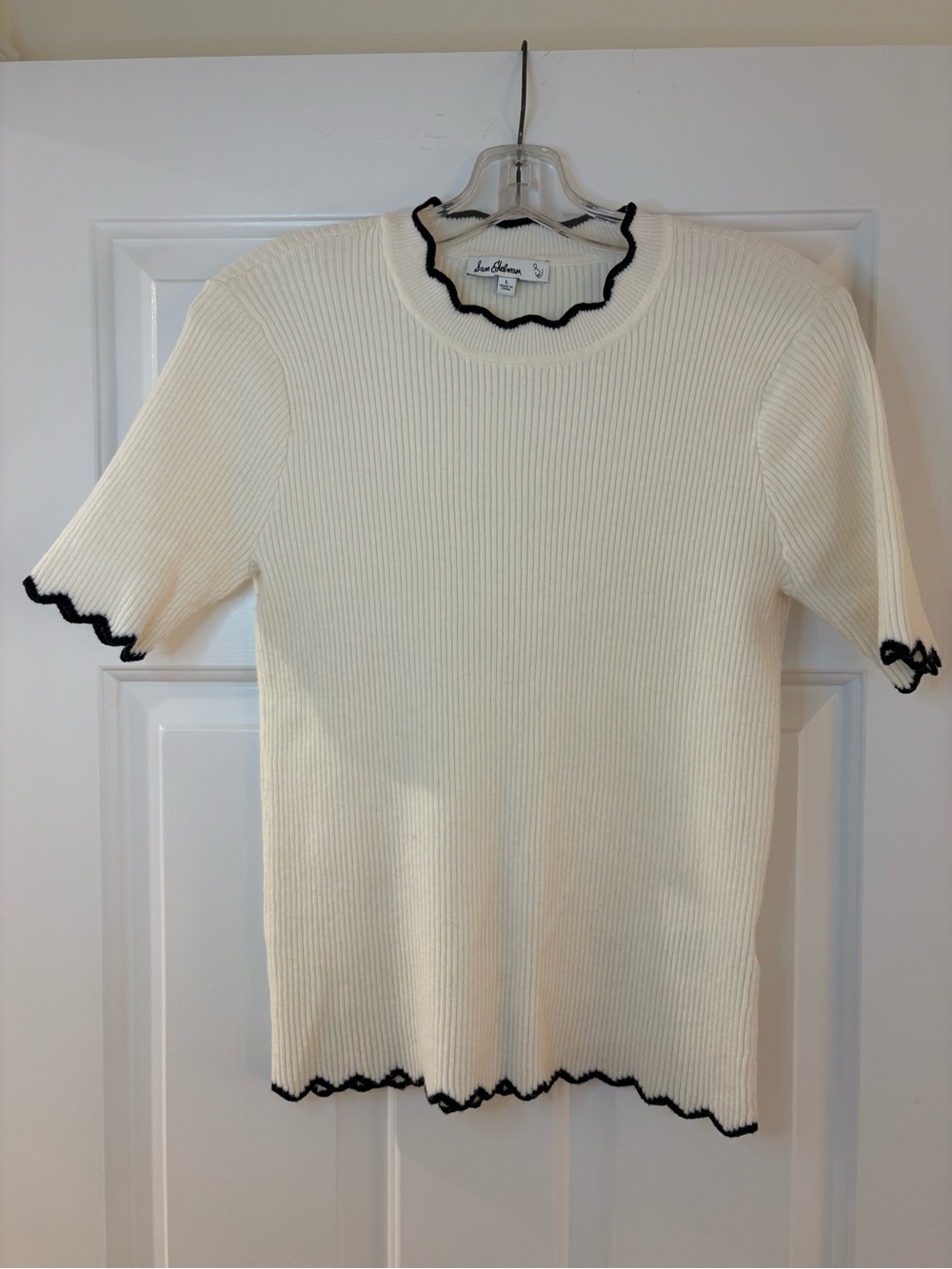 Sam Edelman Cream Short Sleeve Ribbed Top with Black Trim (Size L)